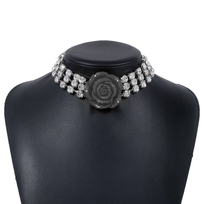 Diamond inlaid three-dimensional rose necklace with multiple rows of sparkling diamond collarbone chains