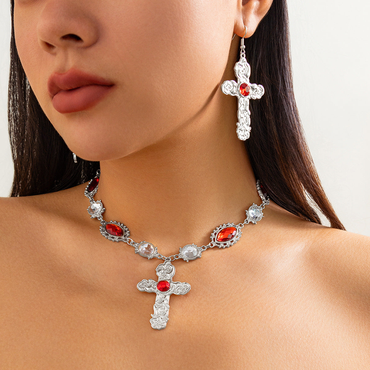 Palace style cross alloy pendant necklace, retro inlaid with red gemstones, collarbone chain