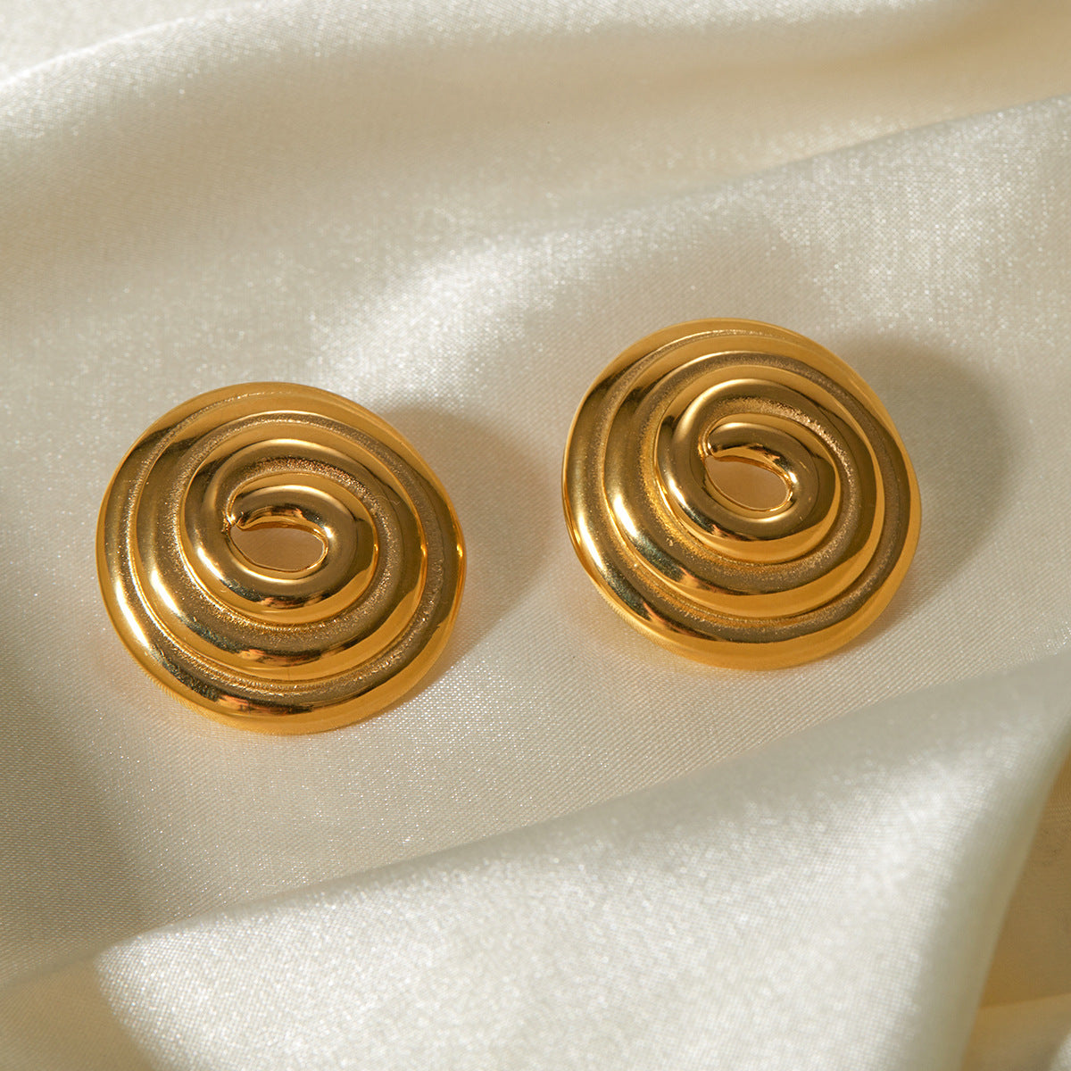 Stainless steel threaded circular disc earrings mosquito coil shaped gold-plated large earrings