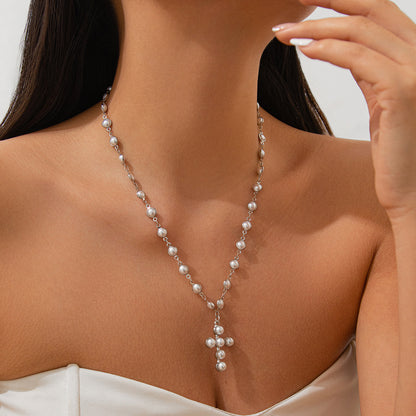 Gothic style cross alloy pendant necklace, fashionable and imitation pearl bead collarbone chain