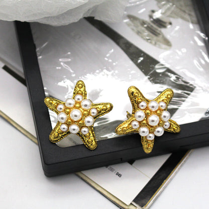 Vintage seaside vacation style starfish earrings, vintage earrings, classic and simple commuting earrings, niche earrings for women