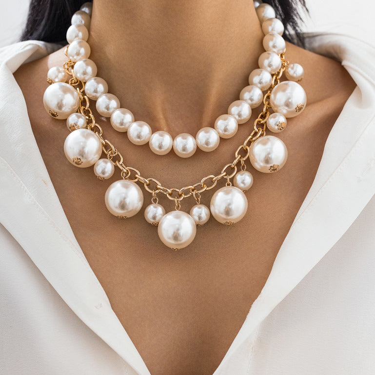 Light luxury style pearl bead pendant necklace, French fashion alloy multi-layer collarbone chain for women