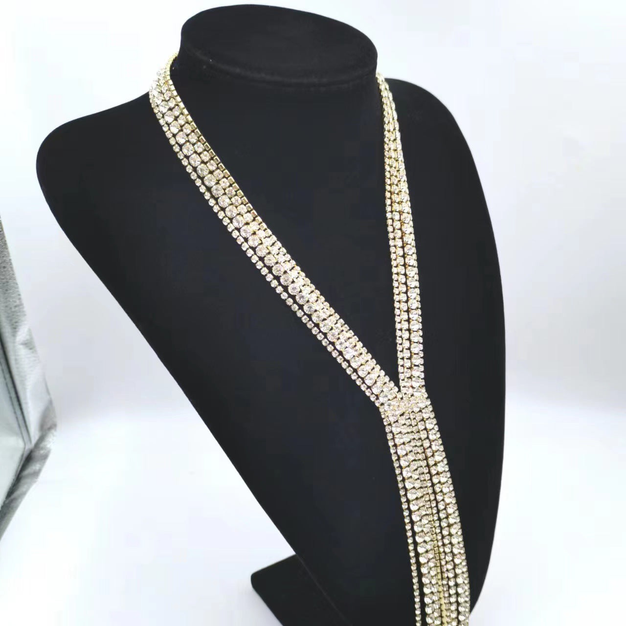 Luxurious multi-layer diamond studded sweater chain with ultra long and shiny temperament tassel necklace