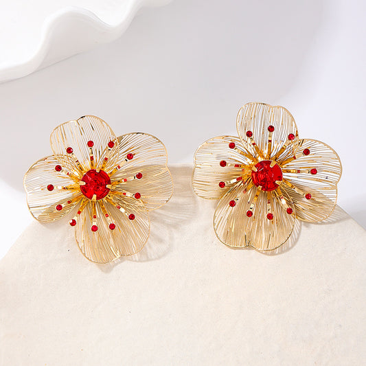 French style elegant large flower women's earrings suitable for travel and vacation