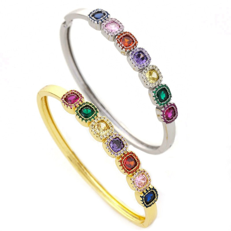 Fashionable and minimalist bracelet set with colored zircon bracelet