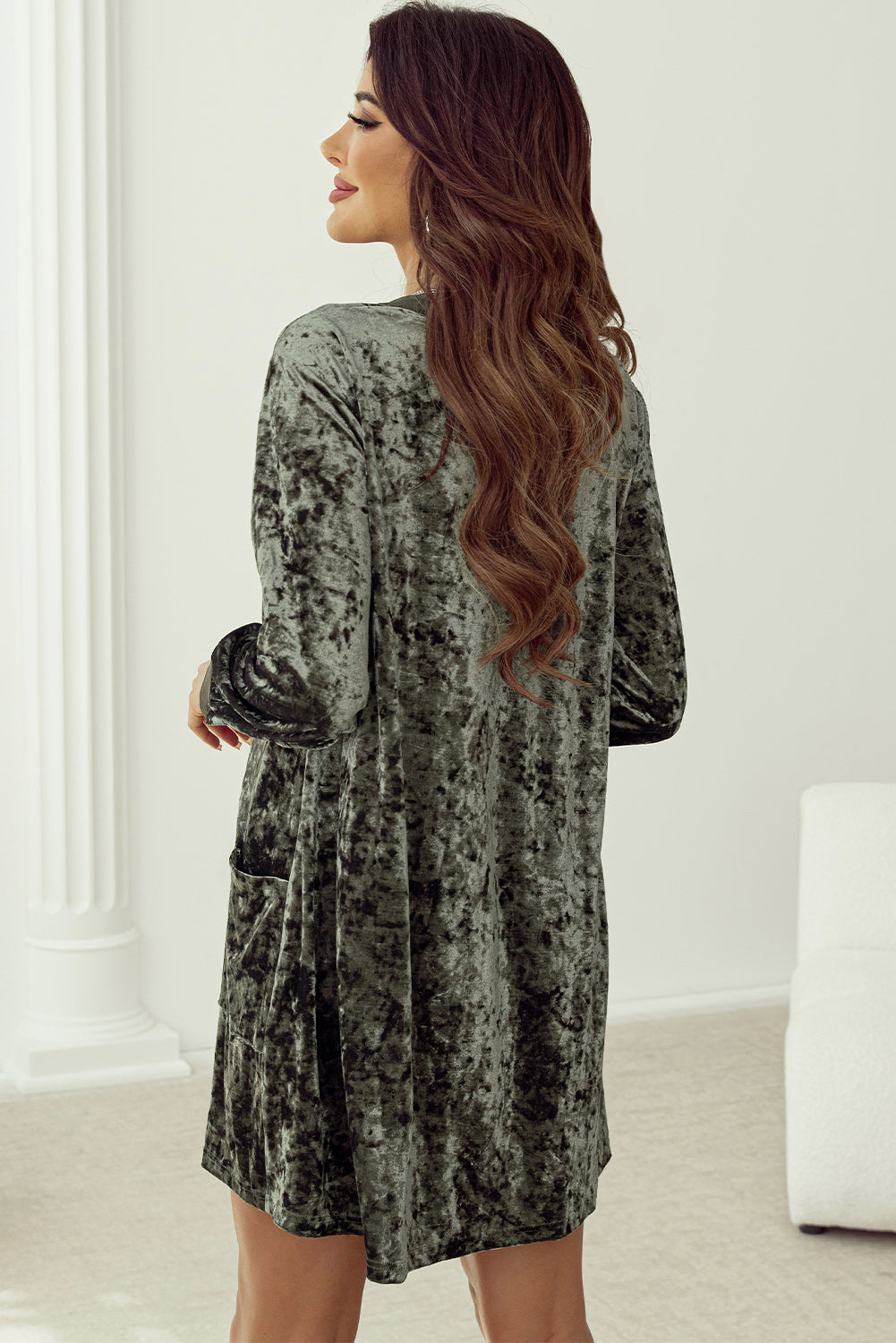 Jungle Green Velvet Long Sleeve V Neck Loose Dress with Pockets