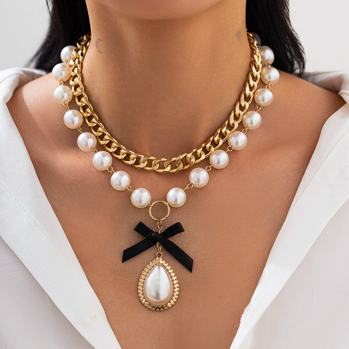 Fashionable alloy bead multi-layer necklace, light luxury Feng Shui droplet shaped pearl pendant