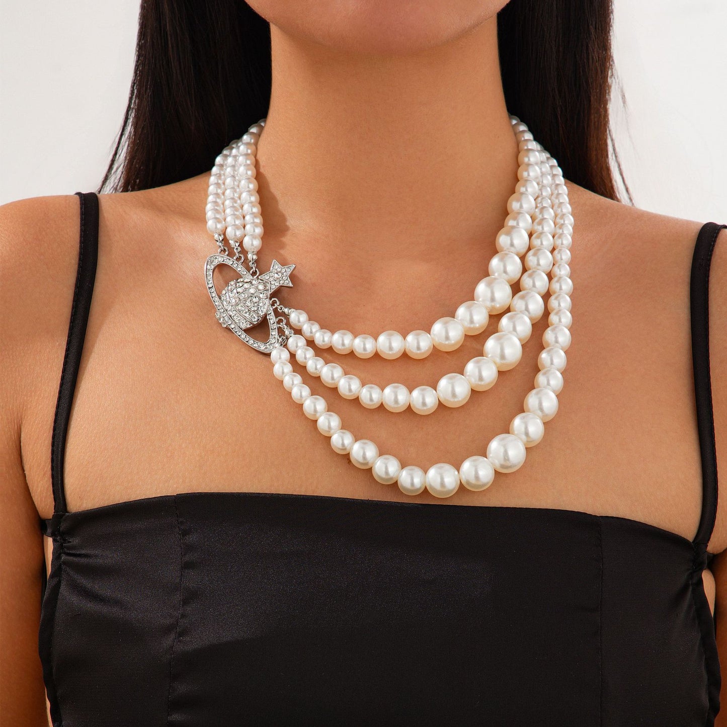 Fashionable imitation pearl multi-layer necklace, light luxury style alloy bead collarbone chain for women