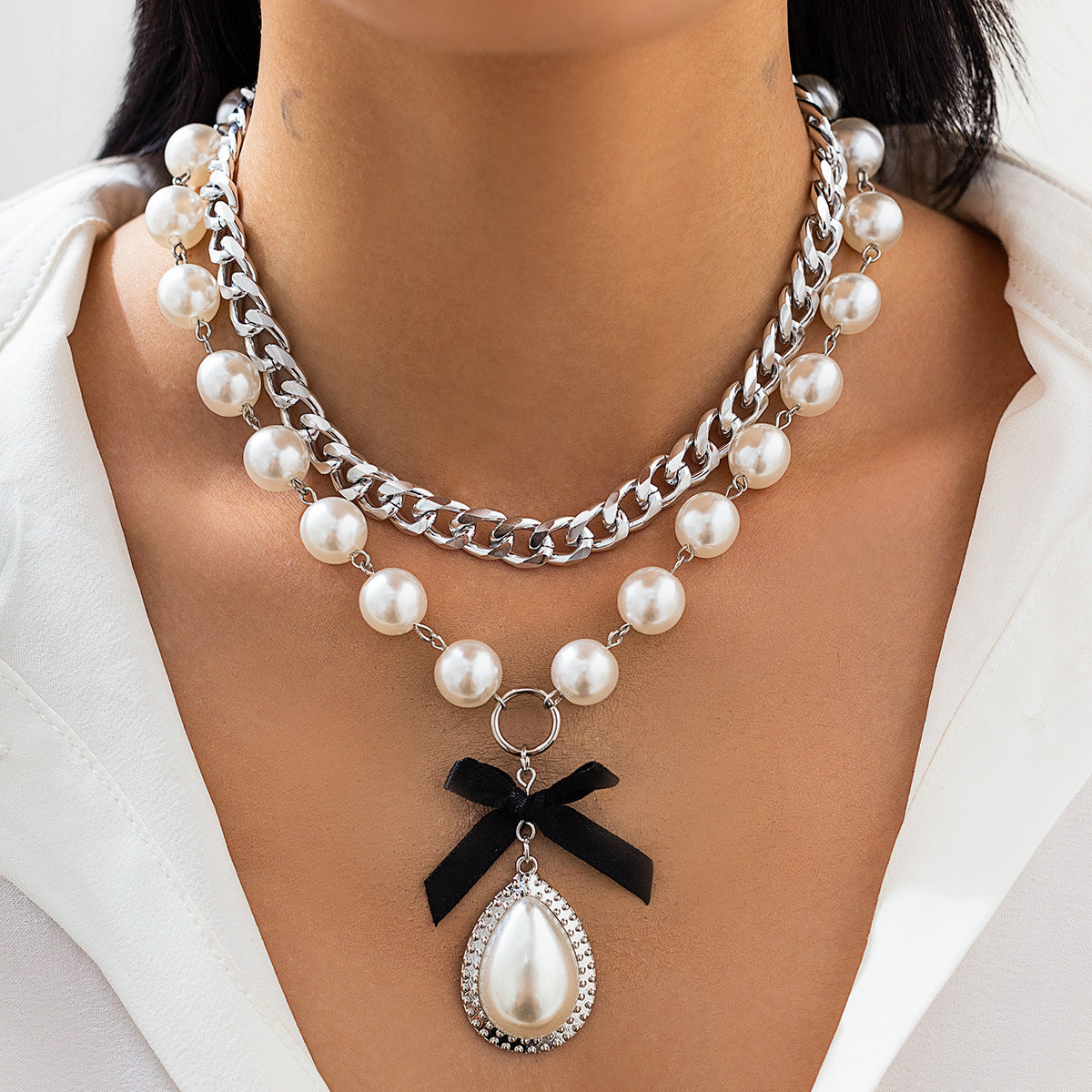 Fashionable alloy bead multi-layer necklace, light luxury Feng Shui droplet shaped pearl pendant