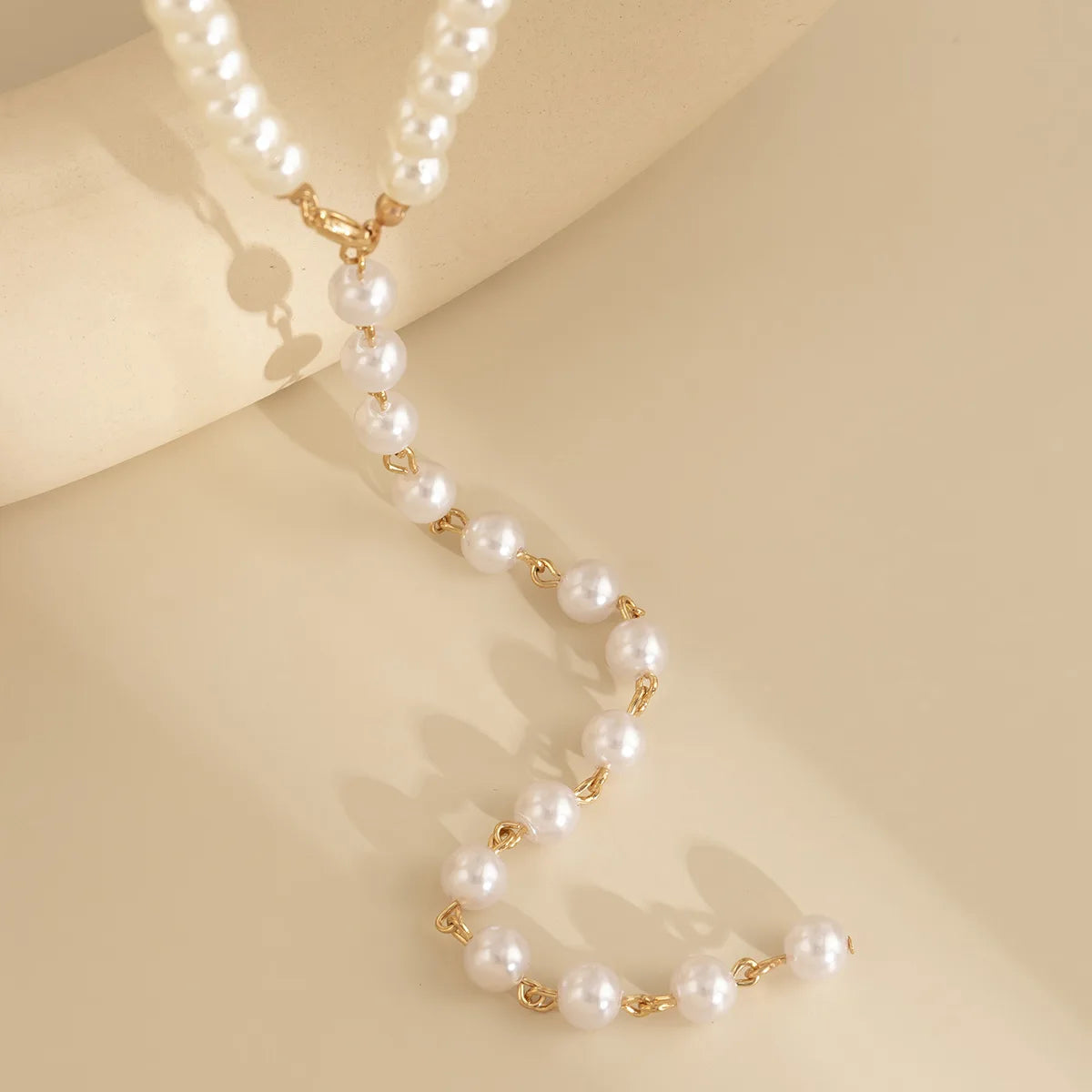 Europe And The United States  Jewelry Retro Beaded Chain Beaded Collar Simple Imitation Pearl Fringe Long Niche Necklace