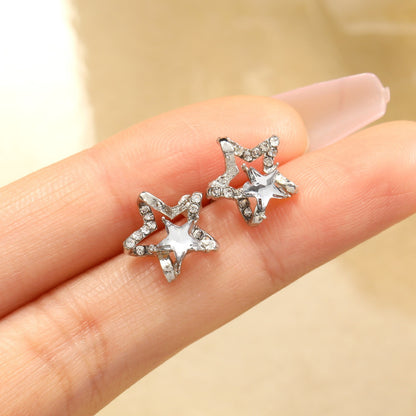 Super sparkling diamond inlaid hollowed out star zircon earrings for new women, fresh and delicate, light and luxurious, with a minimalist design for the niche