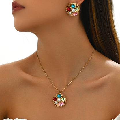 Women's Jewelry Suit Inlaid Gemstone Winding Design