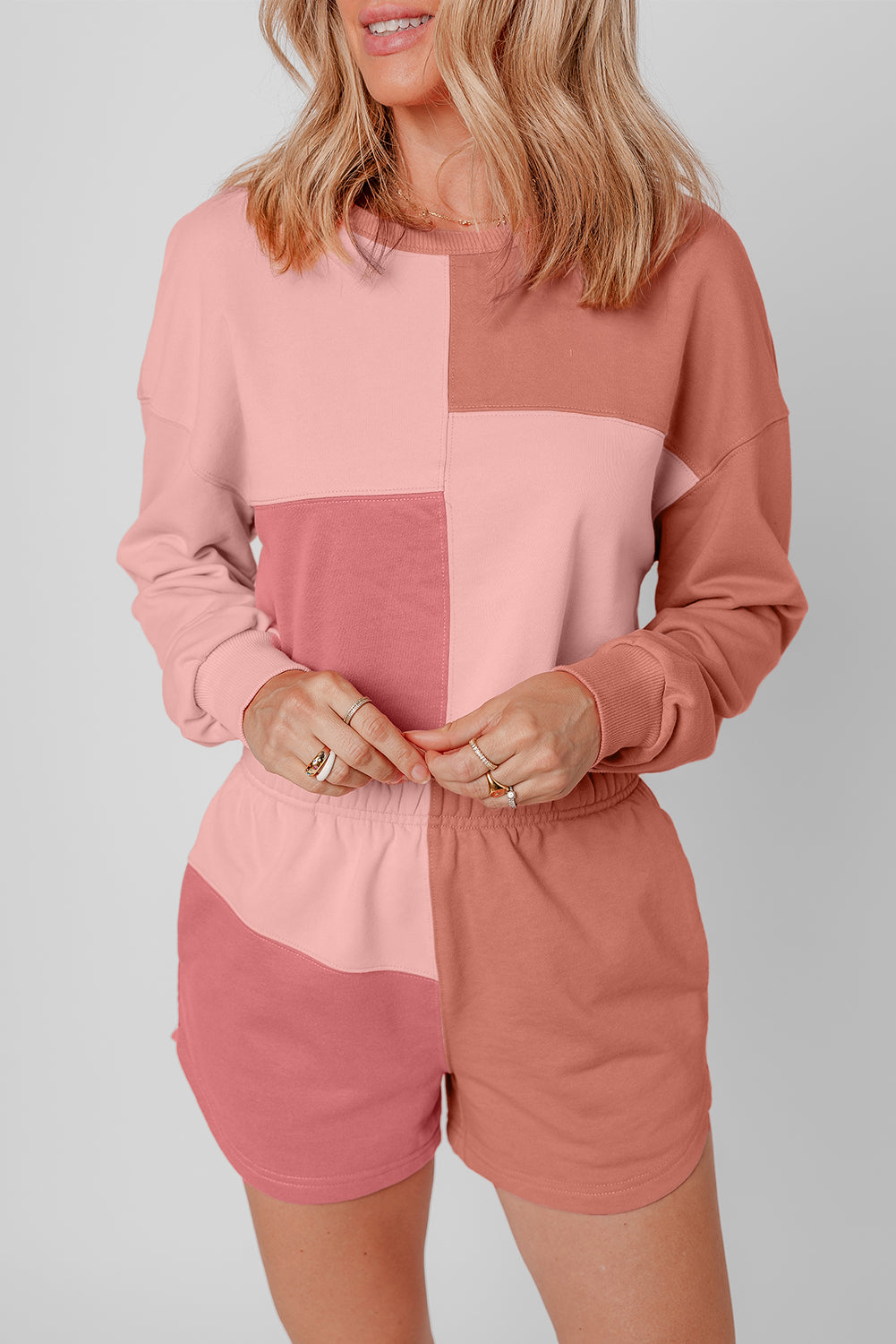 Peach Blossom Colorblock Patchwork Long Sleeve Shorts Outfit